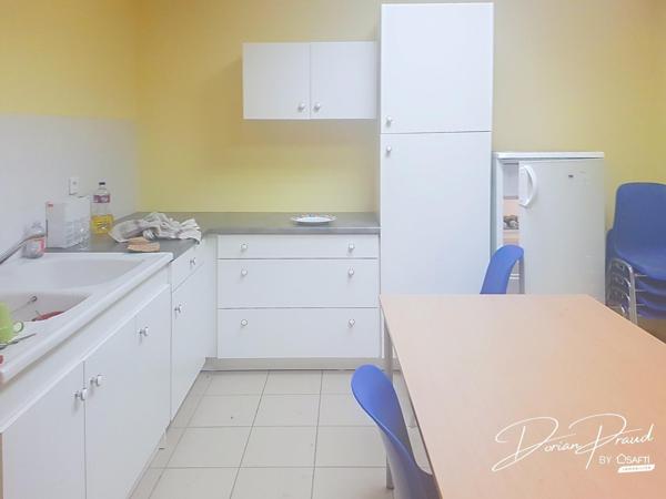 Bâtiment de 440 m² avec bureaux