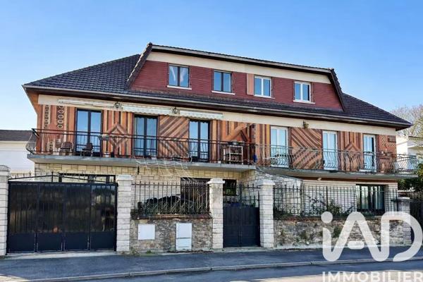 Maison à vendre 8 pièces 161 m² Villeneuve-le-Roi