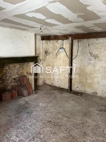 JOLIE DE MAISON DE VILLE