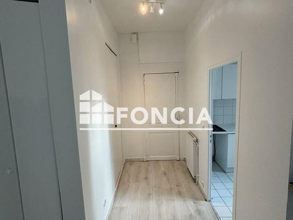 Location Appartement 2 pièces 47.58 m² - 26 RUE VERGNIAUD Levallois Perret 92300