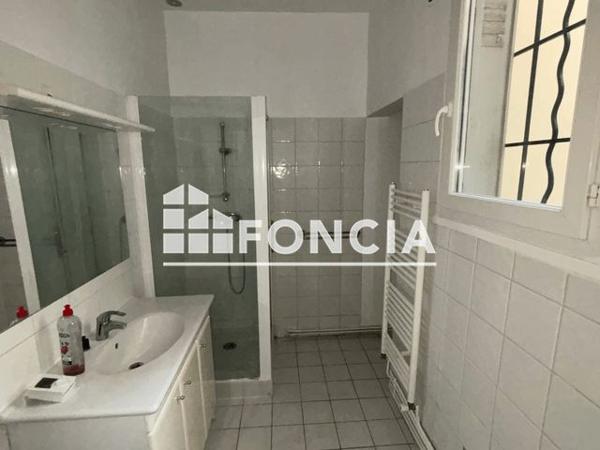 Location Appartement 2 pièces 47.58 m² - 26 RUE VERGNIAUD Levallois Perret 92300