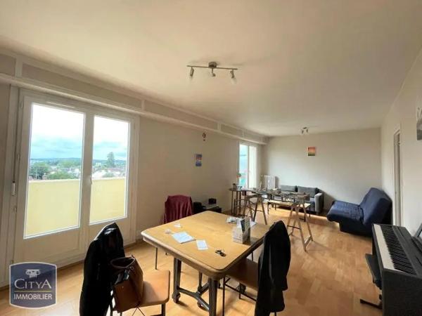 Appartement à louer 2 pièces 65.17m²