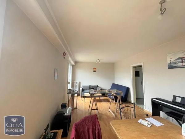 Appartement à louer 2 pièces 65.17m²