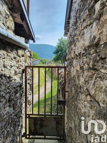 Maison à vendre 8 pièces 117 m² Ceyzérieu