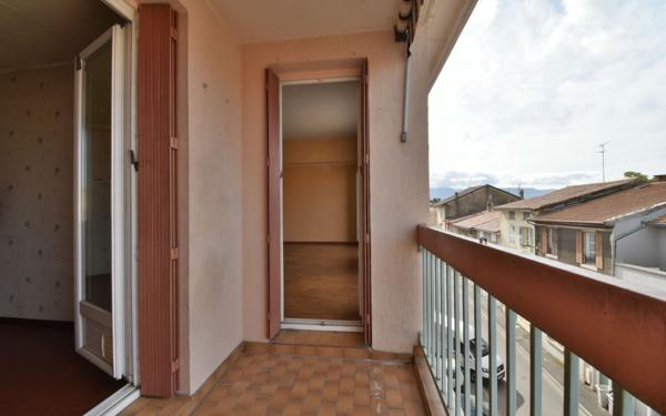 Appartement à vendre    3 pièces • 76,74 m2 Bourg-de-Péage