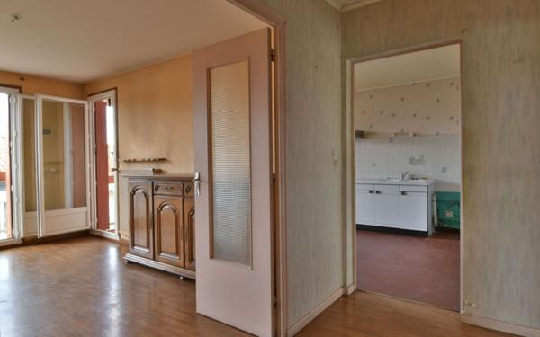 Appartement à vendre    3 pièces • 76,74 m2 Bourg-de-Péage