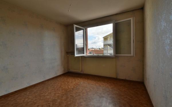 Appartement à vendre    3 pièces • 76,74 m2 Bourg-de-Péage