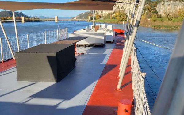 Maison à vendre    4 pièces •  Donzère