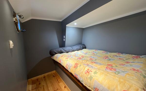 Maison à vendre    4 pièces •  Donzère