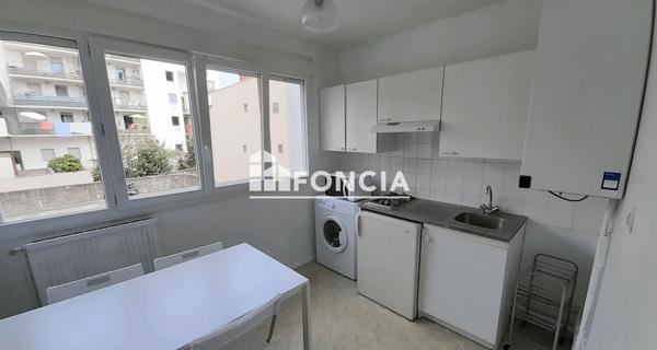 À vendre Studio 31 m² - Clermont-ferrand 63000