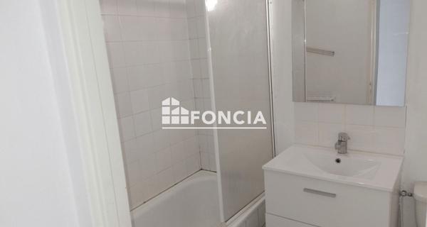 À vendre Studio 31 m² - Clermont-ferrand 63000