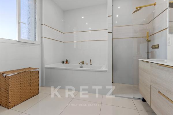 Duplex 5 pièces avec rooftop – Cannes centre