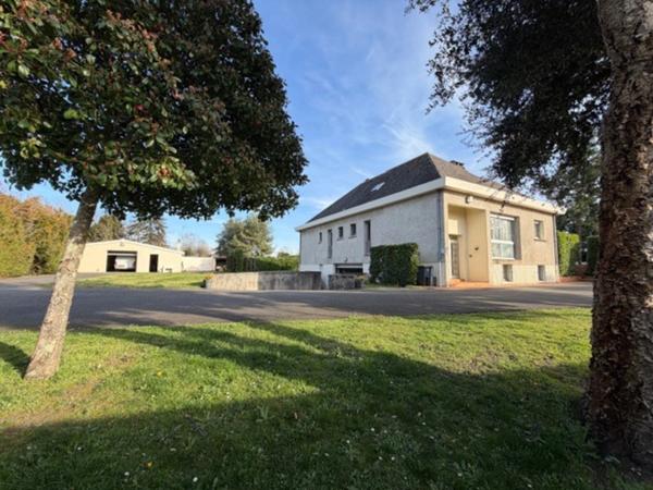 Maison bourgeoise, 7 chambres, piscine et parc arboré