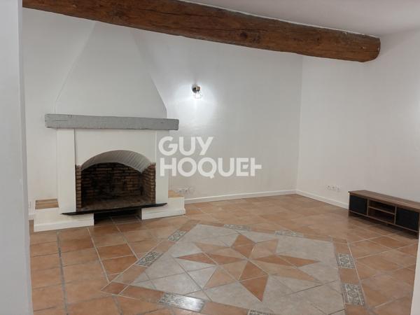 MAISON À LOUER DE 3 PIÈCES DE 99,00 M²