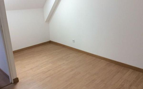 Maison à louer    4 pièces •  Bourg-Achard