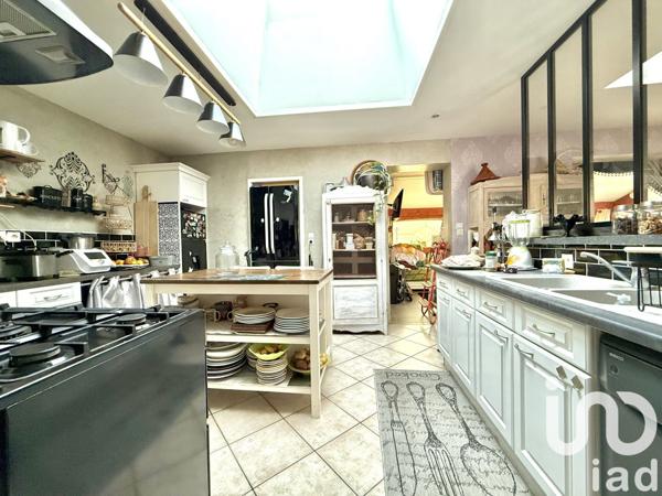 Maison 5 pièces de 106 m² à Buxerolles (86180)