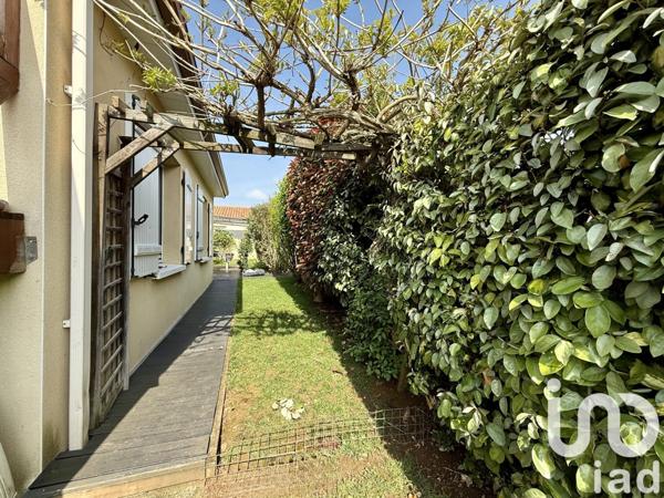 Maison 5 pièces de 106 m² à Buxerolles (86180)