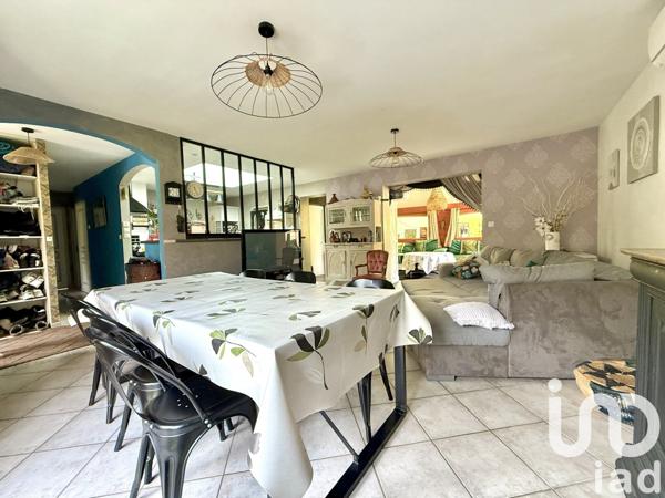 Maison 5 pièces de 106 m² à Buxerolles (86180)