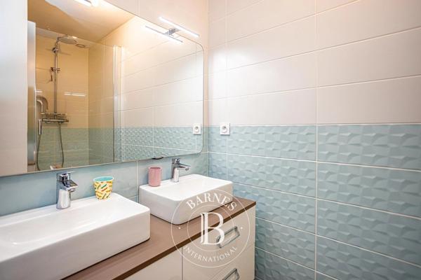 Orléans, Maison de ville 4 Chambres -  144 m² à vendre