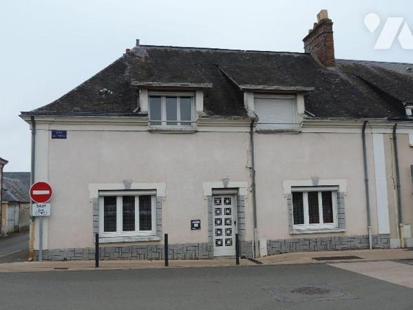 Maison à Vendre à Mayet (72360) en Sarthe (72)
Mise au marché
Maison de bourg  comprenant : 
...