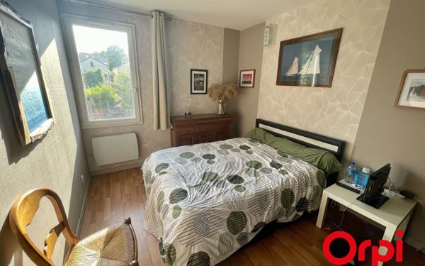 Maison à vendre    6 pièces • 125 m2 Montigny-le-Bretonneux