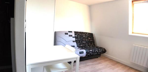 Studio en parfait état loué meublé