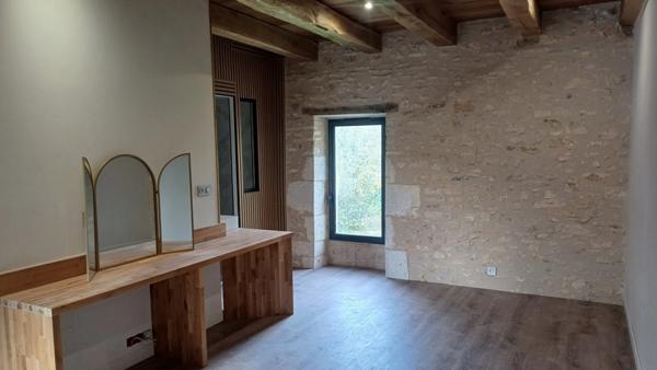 Propriete à vendre 7 pièces à 17 minutes de l'entrée de Périgueux.