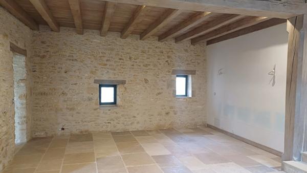 Propriete à vendre 7 pièces à 17 minutes de l'entrée de Périgueux.