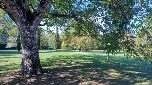 Propriete à vendre 7 pièces à 17 minutes de l'entrée de Périgueux.