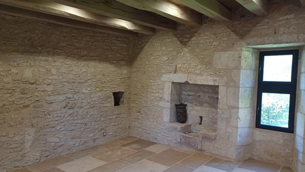 Propriete à vendre 7 pièces à 17 minutes de l'entrée de Périgueux.