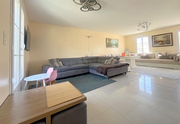 Maison 148 m² ? Suite parentale ? Double garage ? Superbe pièce de vie