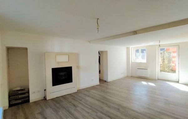 Vente Maison de village ref.7226 Courcite   