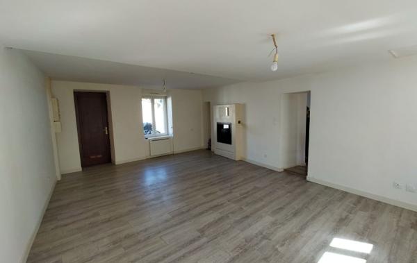 Vente Maison de village ref.7226 Courcite   