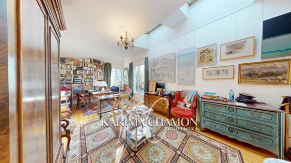 Maison
         5 pièces
        - 130 m² Exclusivité 450 000 € *