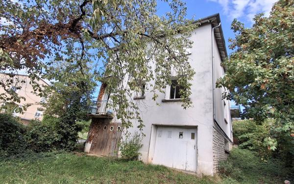 Immeuble à vendre    8 pièces •  Périgueux