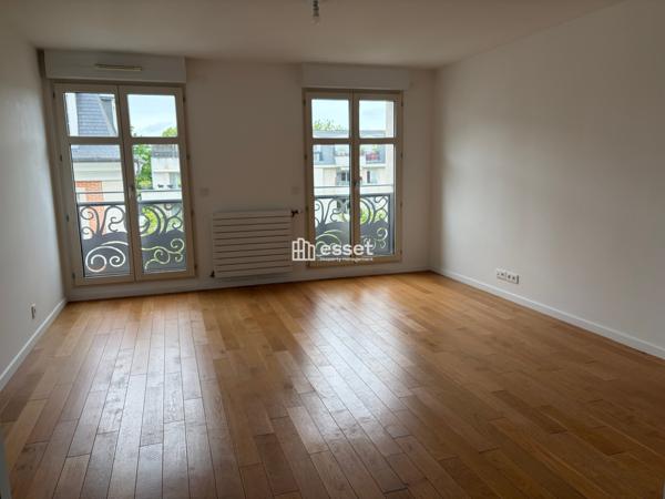 Location Appartement 2 pièces 45 m² - La Garenne-colombes 92250