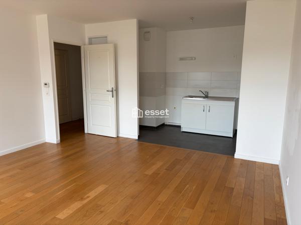 Location Appartement 2 pièces 45 m² - La Garenne-colombes 92250