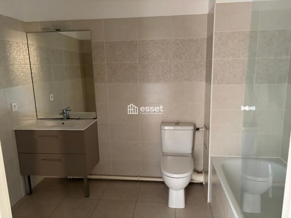 Location Appartement 2 pièces 45 m² - La Garenne-colombes 92250