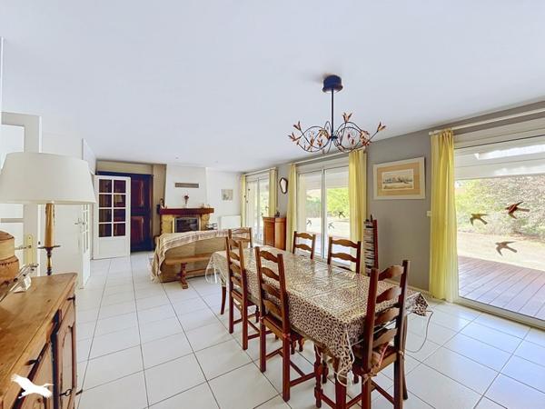 Maison 389 610 € Léognan 3 p 96 m² DPE D