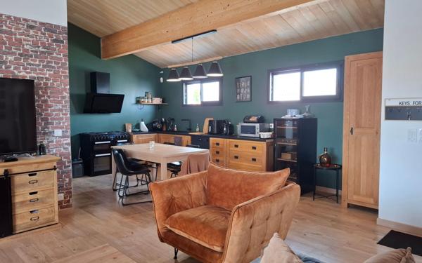 Maison à vendre    5 pièces •  Médis