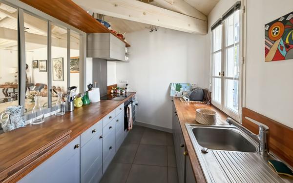 Maison à vendre    5 pièces •  Le Bois-Plage-en-Ré