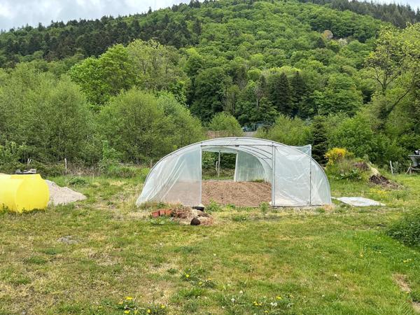 Maison, 167 M2, 5 pièces, 4 chambres, dépendances sur 64458 m2 de terrain
