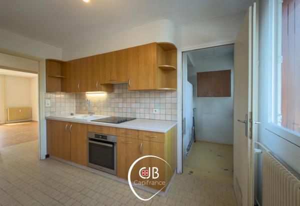 La Motte-Servolex – Appartement T3 65 m² 1er étage avec balcon, garage et cave