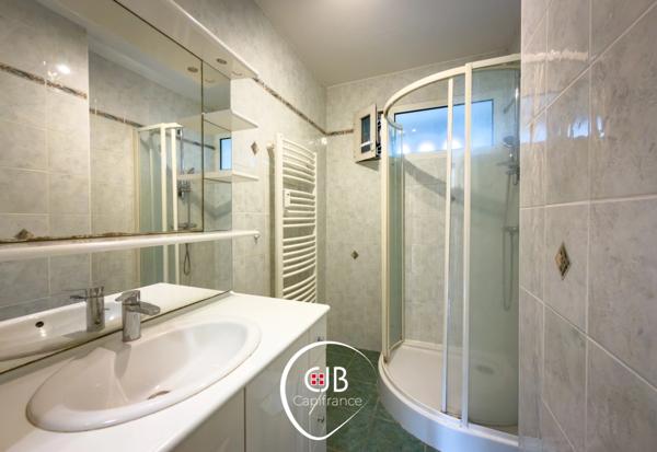 La Motte-Servolex – Appartement T3 65 m² 1er étage avec balcon, garage et cave