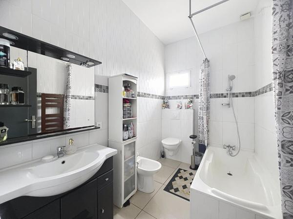 Villa semi-enterrée, confort et efficacité énergétique