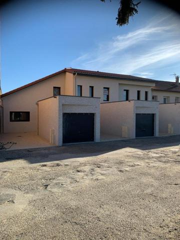 Maison 4 pièces de 87 m² à Chazelles sur lyon