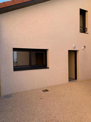 Maison 4 pièces de 87 m² à Chazelles sur lyon