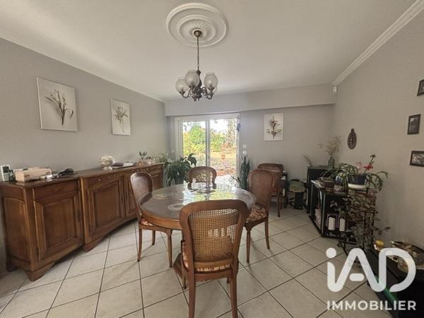 Maison à vendre 5 pièces 104 m² Sainte-Luce-sur-Loire