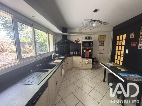 Maison à vendre 5 pièces 104 m² Sainte-Luce-sur-Loire