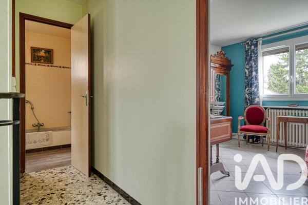 Maison à vendre 6 pièces 140 m² Saint-Brice-sous-Forêt